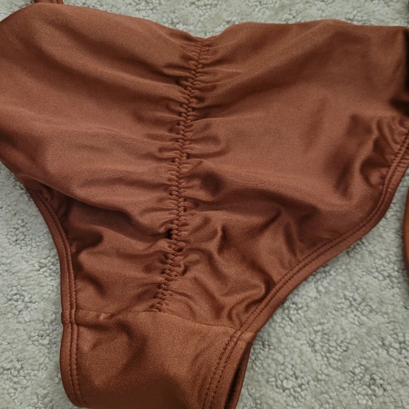 2 piece swim set - Picture 6 of 7